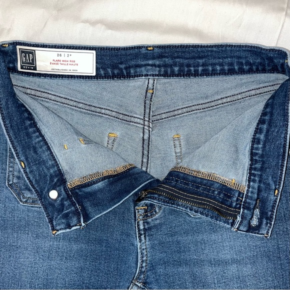 GAP Flared Denim Jeans - Picture 9 of 10